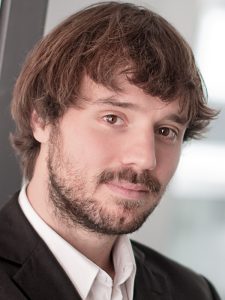 Dr. Lenz Belzner